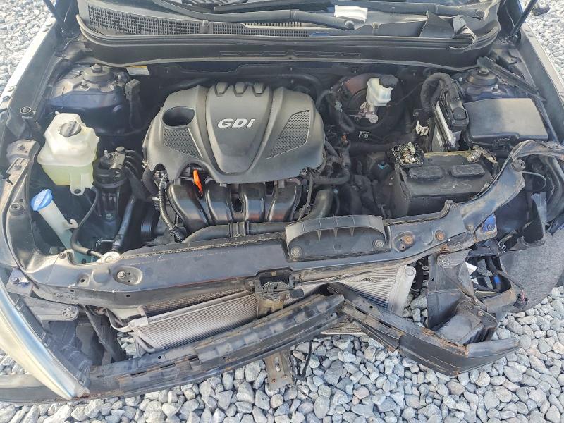Photo 11 from auction – 2012 HYUNDAI SONATA SE with VIN 5NPEC4AC0CH431393