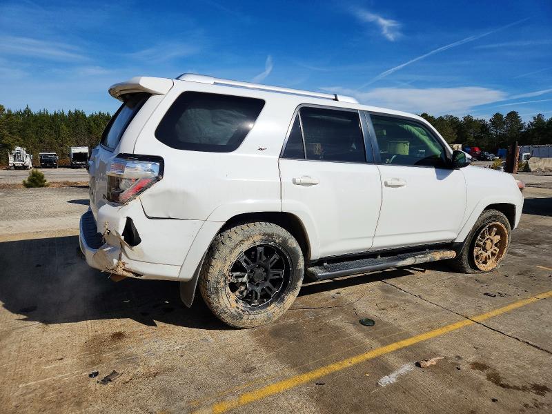 Photo 3 from auction – 2016 TOYOTA 4RUNNER SR with VIN JTEZU5JR6G5131030