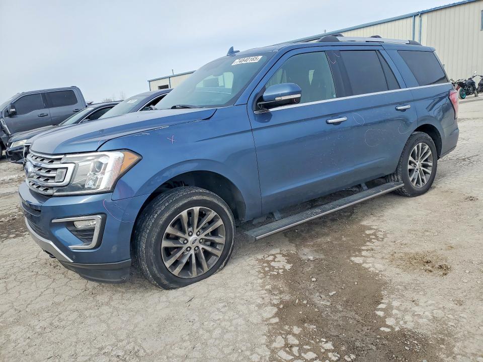 FORD EXPEDITION 2018 with VIN 1FMJU2AT3JEA25407 - Photo from auction