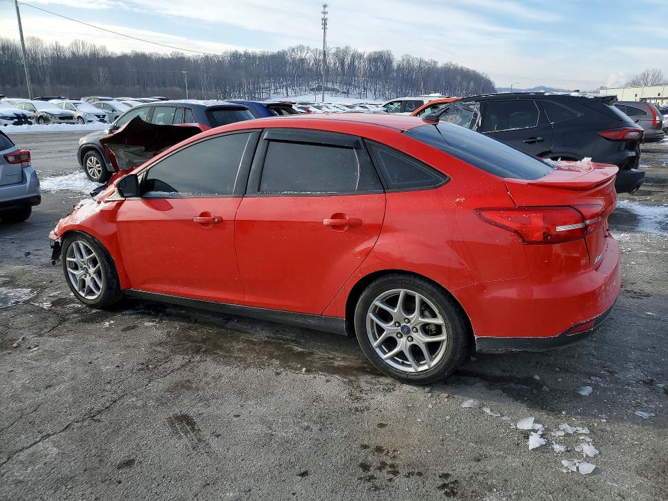 Photo 2 from auction – 2015 FORD FOCUS with VIN 1FADP3F2XFL296407