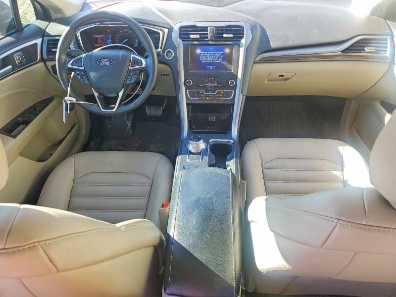 Photo 8 from auction – 2020 FORD FUSION SEL with VIN 3FA6P0CDXLR180702