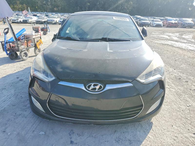 Photo 5 from auction – 2013 HYUNDAI VELOSTER with VIN KMHTC6AD4DU131466