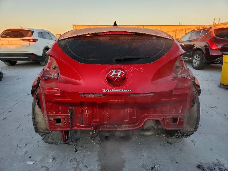 Photo 6 from auction – 2016 HYUNDAI VELOSTER with VIN KMHTC6AD4GU302110