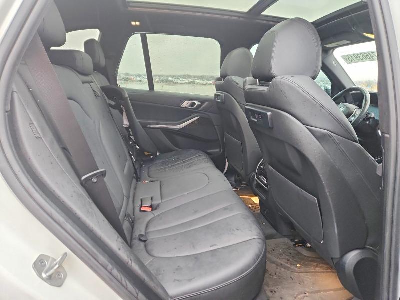 Photo 10 from auction – 2021 BMW X5 with VIN 5UXCR4C03M9F84208