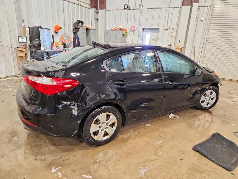 Photo 3 from auction – 2015 KIA FORTE LX with VIN KNAFK4A69F5432710