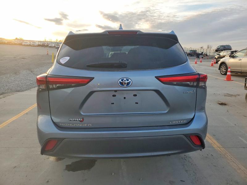 Photo 6 from auction – 2021 TOYOTA HIGHLANDER with VIN 5TDDBRCH1MS016034