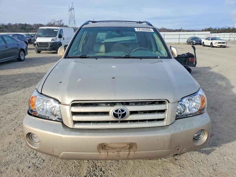 Photo 5 from auction – 2006 TOYOTA HIGHLANDER with VIN JTEEP21A460182469