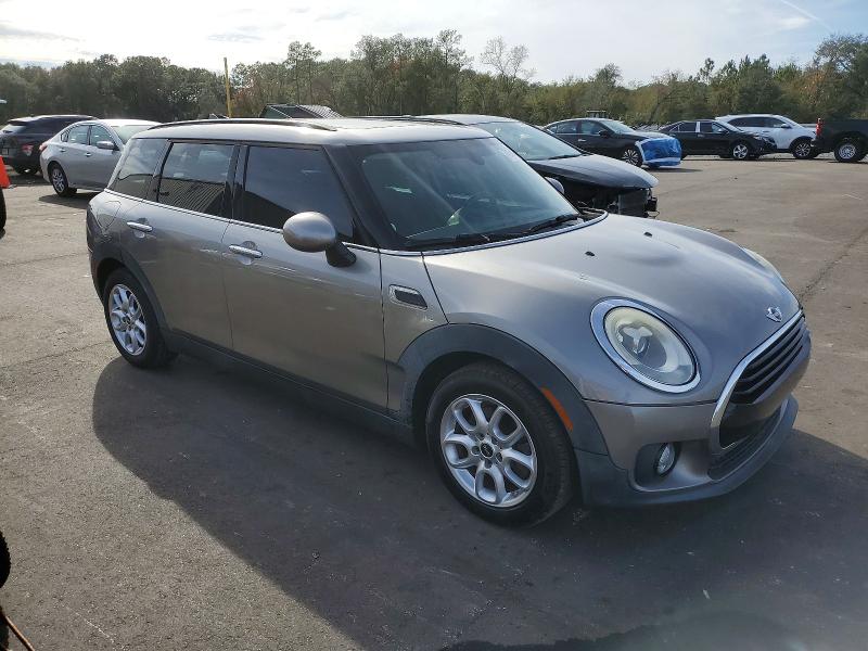 Photo 4 from auction – 2016 MINI COOPER CLU with VIN WMWLN5C54G2B28632