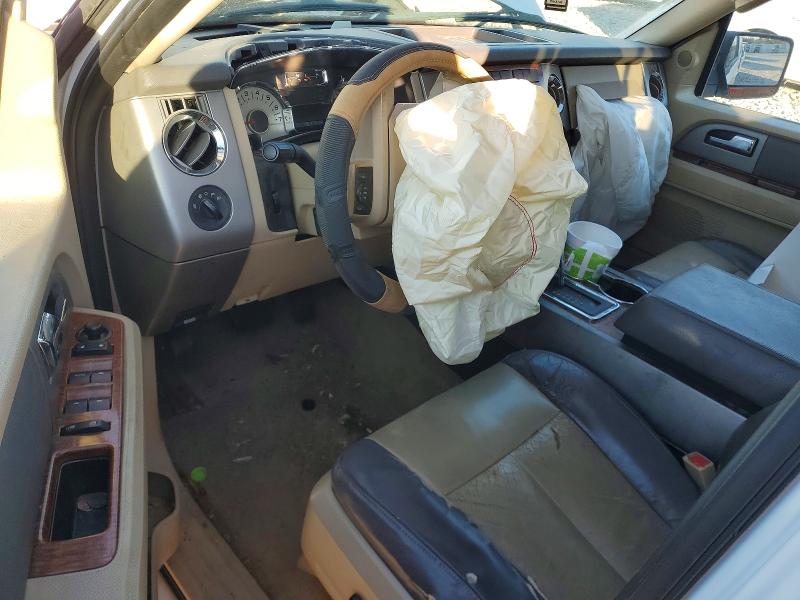 Photo 8 from auction – 2007 FORD EXPEDITION with VIN 1FMFU17527LA57018