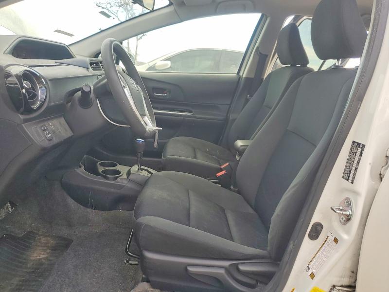 Photo 7 from auction – 2015 TOYOTA PRIUS C with VIN JTDKDTB33F1097607