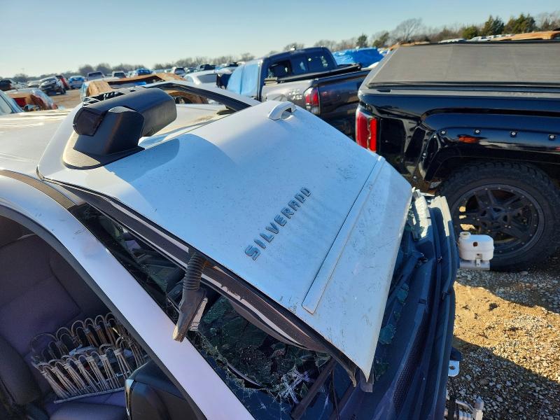 Photo 12 from auction – 2017 CHEVROLET SILVERADO with VIN 3GCUKREC7HG285273