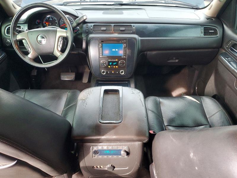 Photo 8 from auction – 2011 GMC YUKON DENA with VIN 1GKS2EEF3BR333356