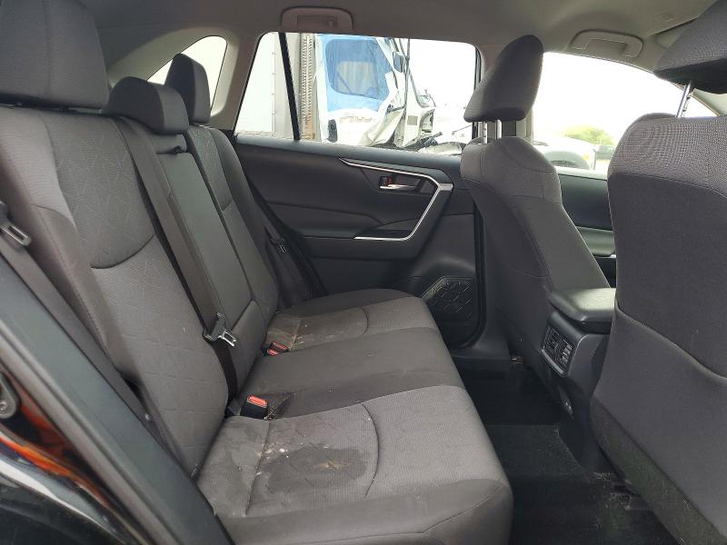 Foto 11 de la subasta – 2024 TOYOTA RAV4 con VIN JTMW1RFVXRD114401