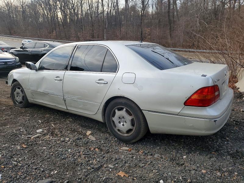 Photo 2 from auction – 2002 LEXUS LS 430 with VIN JTHBN30F220070293