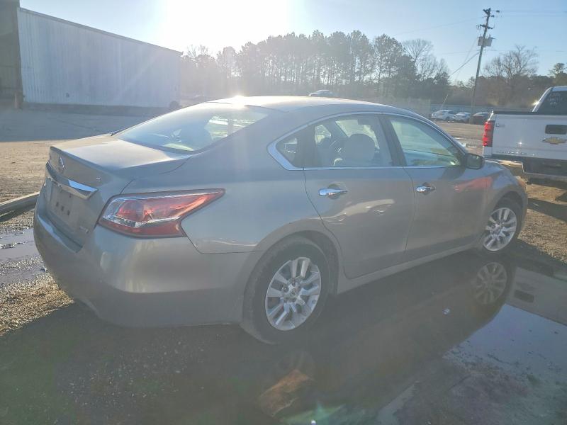 Photo 3 from auction – 2013 NISSAN ALTIMA 2.5 with VIN 1N4AL3AP6DN566543