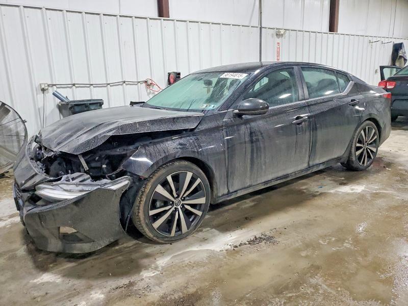 NISSAN ALTIMA SR 2019 with VIN 1N4BL4CV7KC123848 - Photo from auction