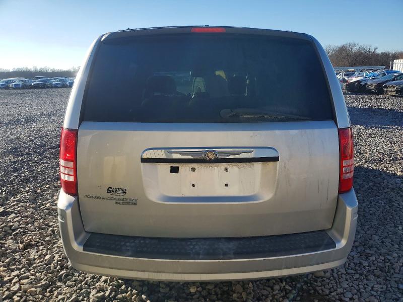 Photo 6 from auction – 2008 CHRYSLER TOWN & COU with VIN 2A8HR54P38R762309