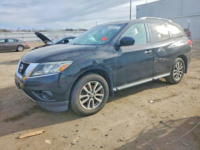NISSAN PATHFINDER 2016 with VIN 5N1AR2MM2GC662234 - Photo from auction