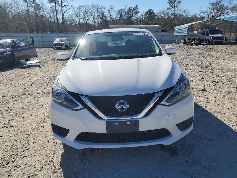 Photo 5 from auction – 2016 NISSAN SENTRA S with VIN 3N1AB7AP3GY258485