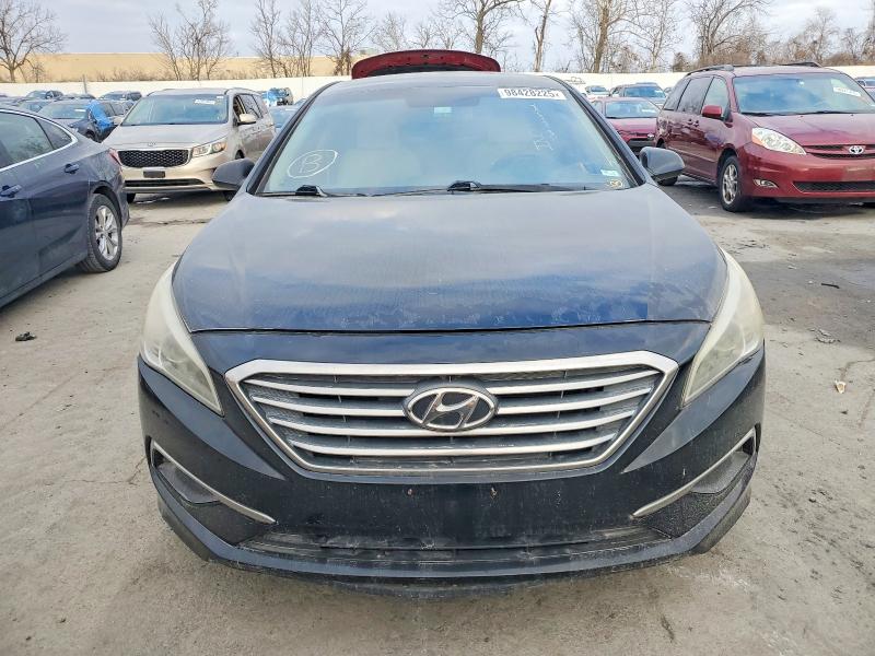 Photo 5 from auction – 2017 HYUNDAI SONATA SE with VIN 5NPE24AF5HH470808