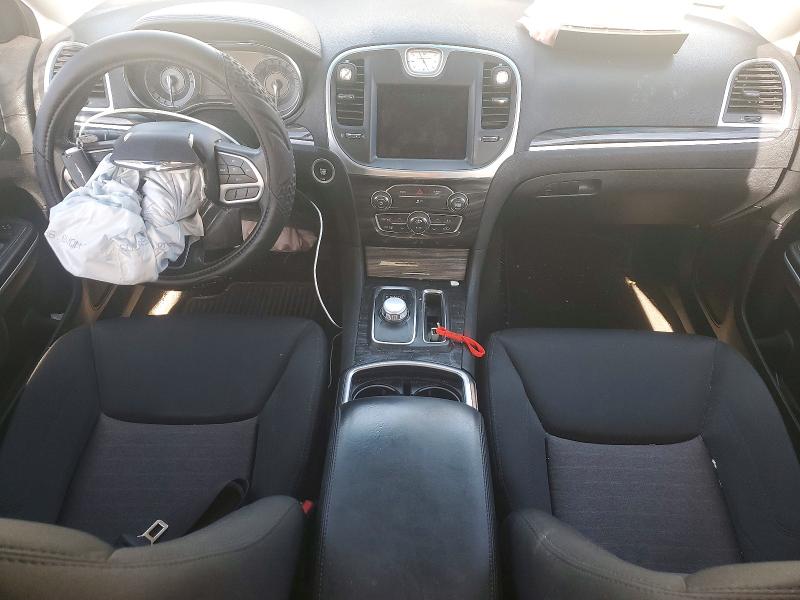 Photo 8 from auction – 2020 CHRYSLER 300 with VIN 2C3CCAAG2LH168748