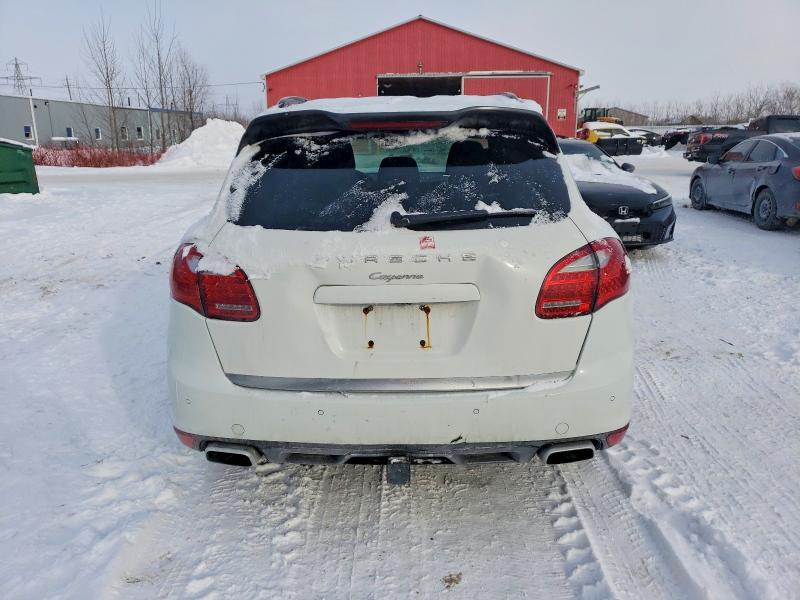 Photo 6 from auction – 2014 PORSCHE CAYENNE with VIN WP1AF2A27ELA30695