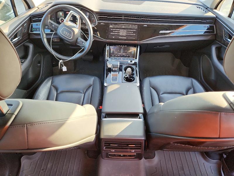 Zdjęcie 8 z aukcji – 2021 AUDI Q7 z VIN WA1AXAF70MD011342