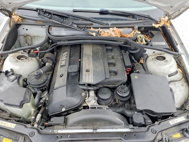 Photo 11 from auction – 2004 BMW 325 CI with VIN WBABD33424PL05488