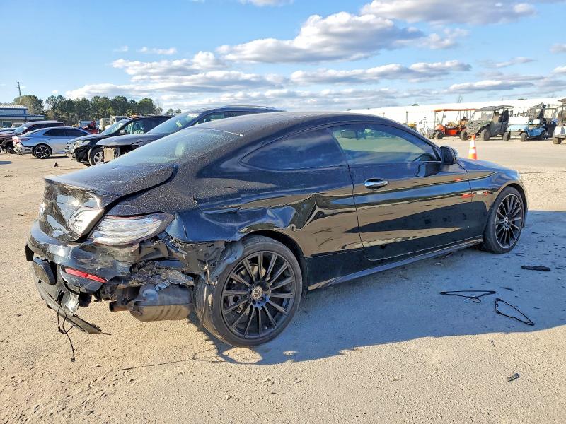 Photo 3 from auction – 2018 MERCEDES-BENZ C with VIN WDDWJ4JB4JF657855