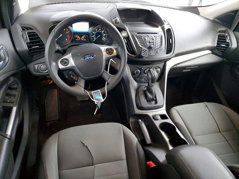 Photo 8 from auction – 2016 FORD ESCAPE with VIN 1FMCU0GX7GUC07553