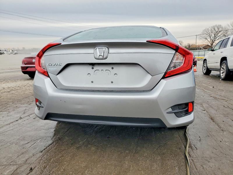 Photo 6 from auction – 2016 HONDA CIVIC EX with VIN 19XFC2F75GE072802