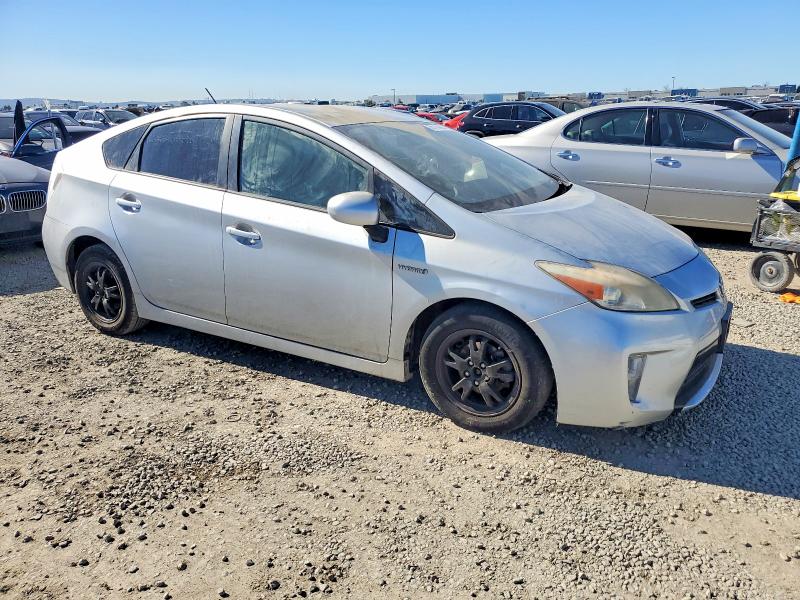 Photo 4 from auction – 2013 TOYOTA PRIUS with VIN JTDKN3DU0D5565124