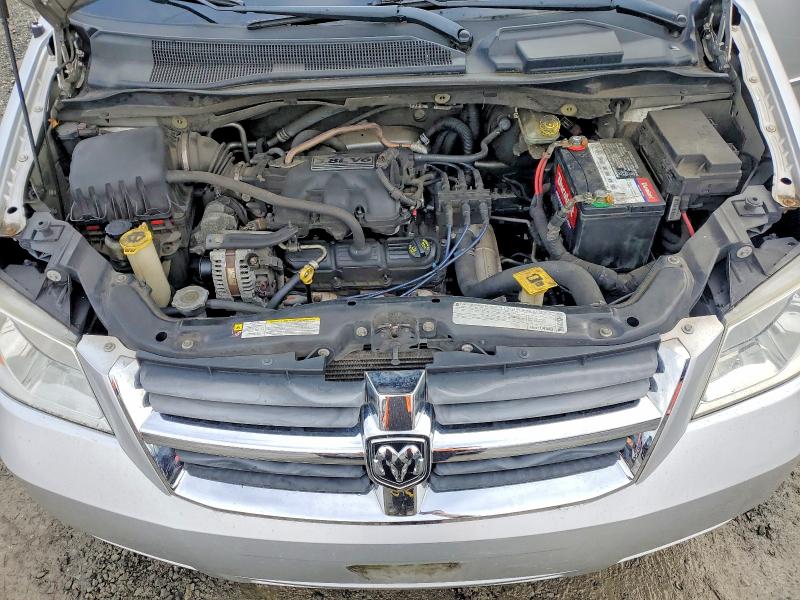 Photo 12 from auction – 2010 DODGE GRAND CARA with VIN 2D4RN5D14AR408469