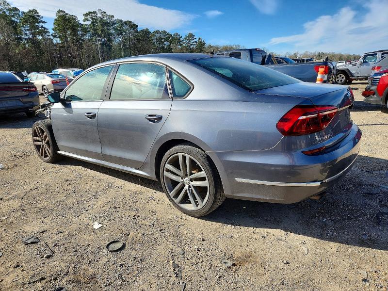 Photo 2 from auction – 2018 VOLKSWAGEN PASSAT S with VIN 1VWAA7A31JC032259