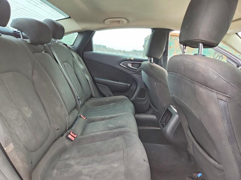 Photo 10 from auction – 2016 CHRYSLER 200 LIMITE with VIN 1C3CCCAB9GN167948