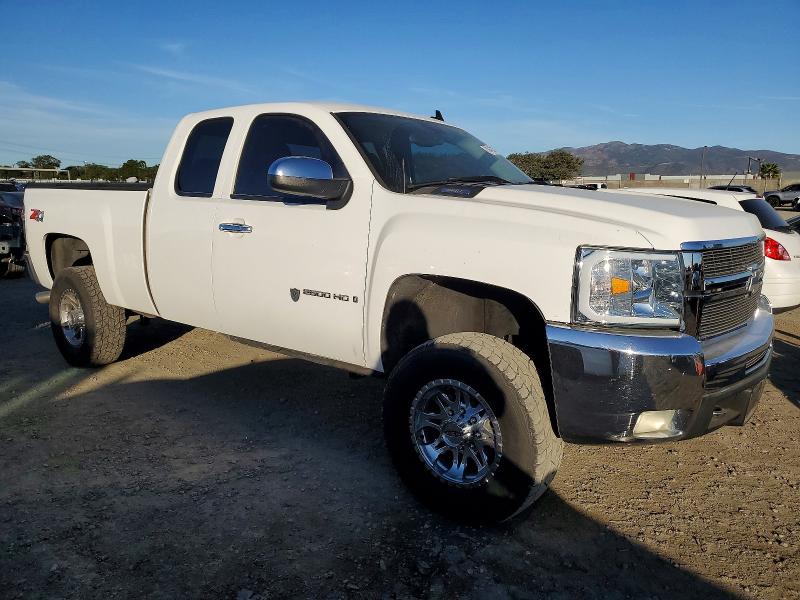 Photo 4 from auction – 2007 CHEVROLET SILVERADO with VIN 1GCHK29K57E533598