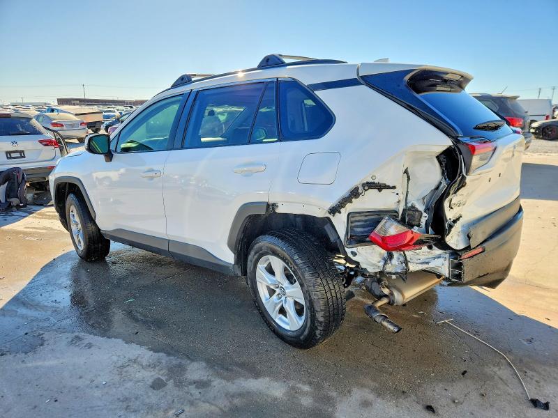 Photo 2 from auction – 2019 TOYOTA RAV4 with VIN 2T3W1RFV7KW010764