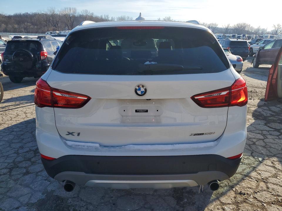 Photo 6 from auction – 2018 BMW X1 XDRIVE2 with VIN WBXHT3C39J5L31376