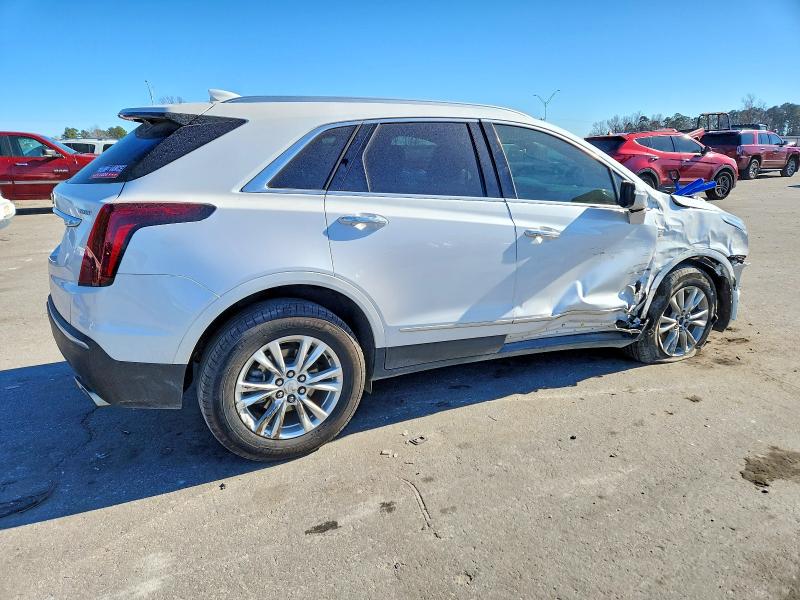Photo 3 from auction – 2024 CADILLAC XT5 LUXURY with VIN 1GYKNAR43RZ730820