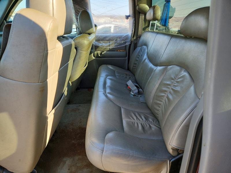 Photo 10 from auction – 2000 CHEVROLET SILVERADO with VIN 2GCEC19T4Y1387748