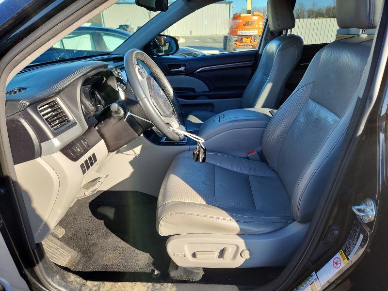 Photo 7 from auction – 2014 TOYOTA HIGHLANDER with VIN 5TDYKRFH0ES031137