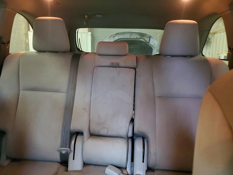 Photo 10 from auction – 2018 TOYOTA HIGHLANDER with VIN 5TDZZRFH2JS256864