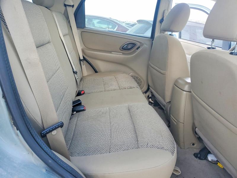 Photo 10 from auction – 2005 FORD ESCAPE with VIN 1FMYU93135KA16362