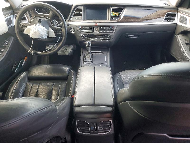 Photo 8 from auction – 2016 HYUNDAI GENESIS 3. with VIN KMHGN4JE6GU130977