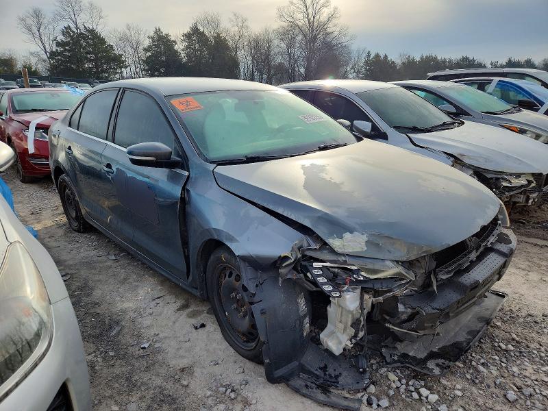 Photo 4 from auction – 2013 VOLKSWAGEN JETTA with VIN 3VWDP7AJ3DM376723