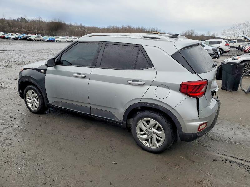 Photo 2 from auction – 2020 HYUNDAI VENUE with VIN KMHRC8A39LU016356
