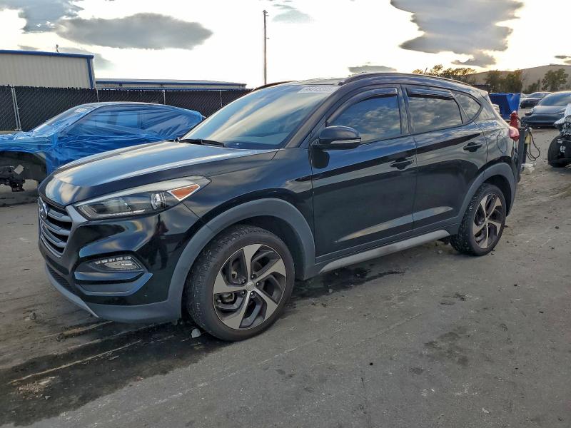 Photo 1 from auction – 2017 HYUNDAI TUCSON LIM with VIN KM8J33A20HU559495