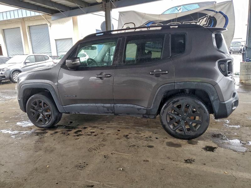 Photo 2 from auction – 2017 JEEP RENEGADE L with VIN ZACCJBBB8HPF80690