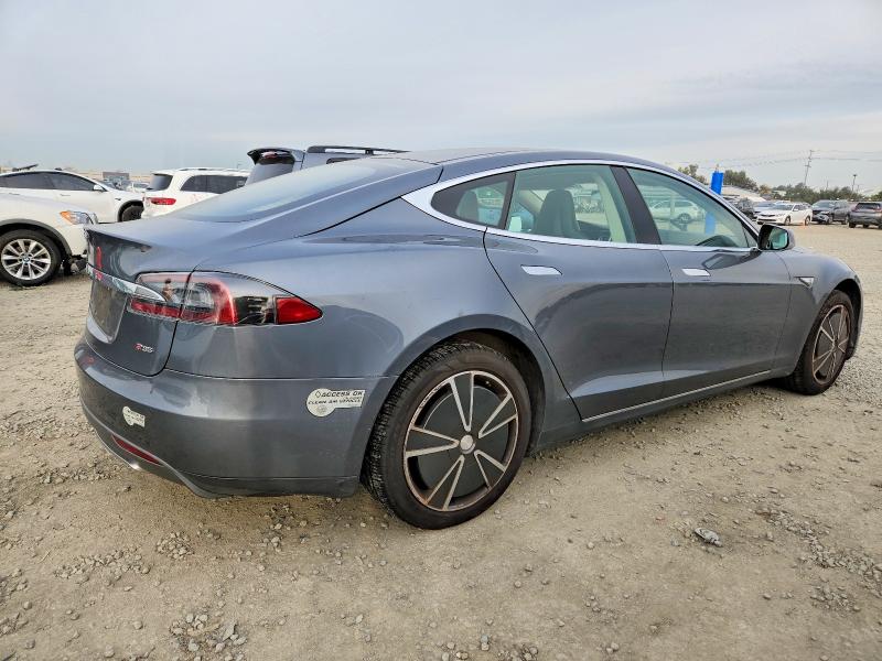 Photo 3 from auction – 2013 TESLA MODEL S with VIN 5YJSA1CPXDFP21888
