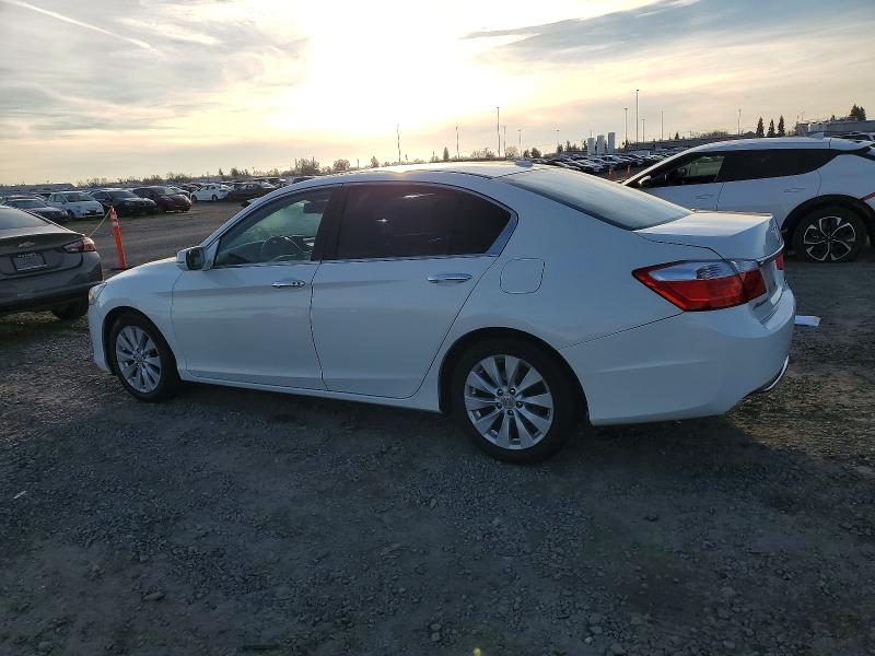 Photo 2 from auction – 2014 HONDA ACCORD EXL with VIN 1HGCR2F88EA044441